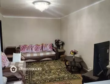 3-комнатная квартира, этаж 1 из 2, 69 м², миниатюра 2