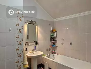4-комнатная квартира, этаж 3 из 3, 150 м², миниатюра 8