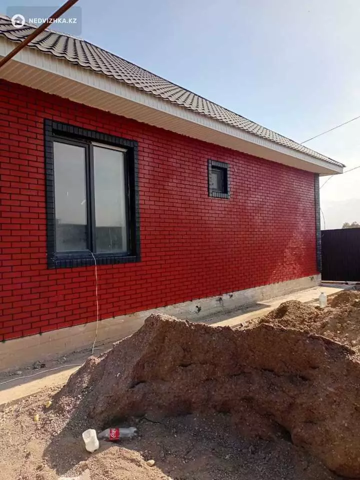 7-комнатный дом, 7 соток, 144 м², фотография 3