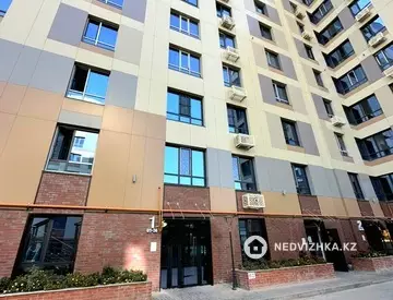 2-комнатная квартира, этаж 2 из 10, 56 м²