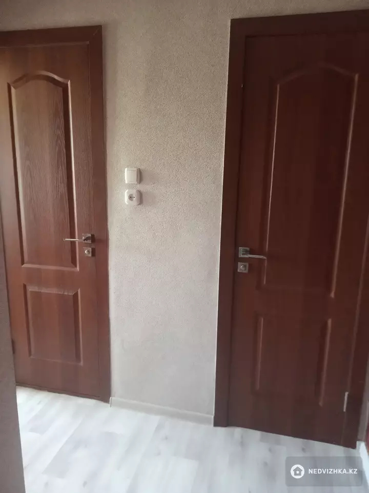 2-комнатная квартира, этаж 4 из 9, 51 м², фотография 3