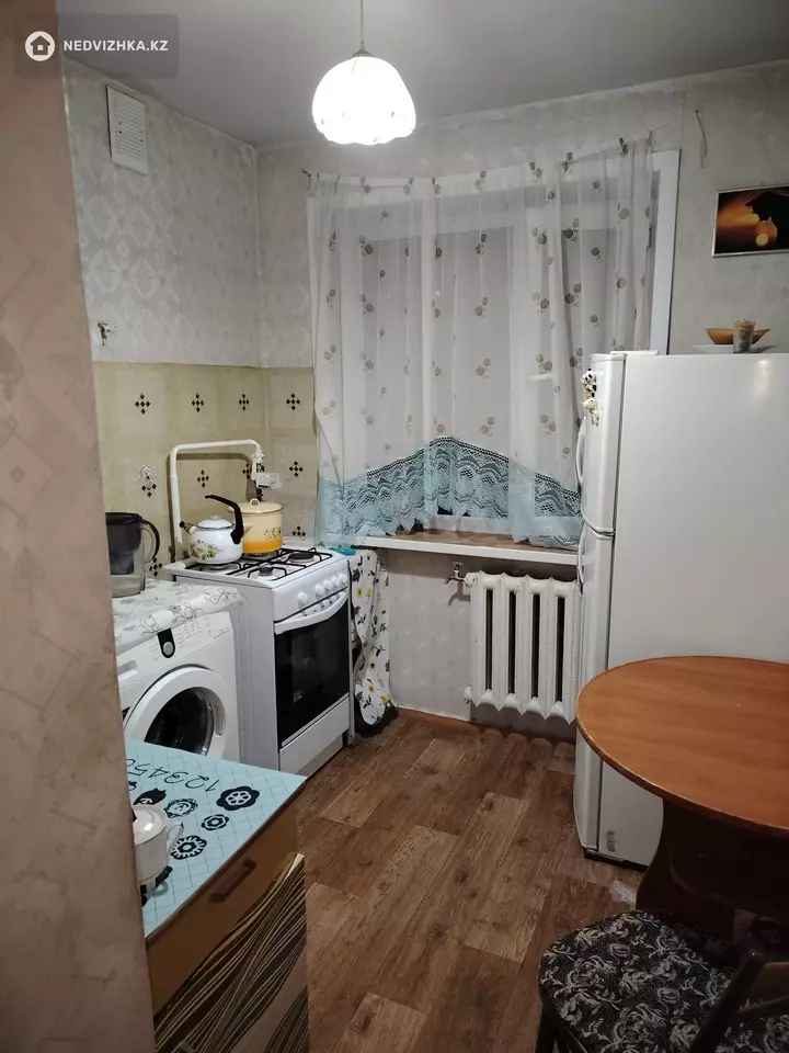 3-комнатная квартира, этаж 5 из 5, 49 м², фотография 5
