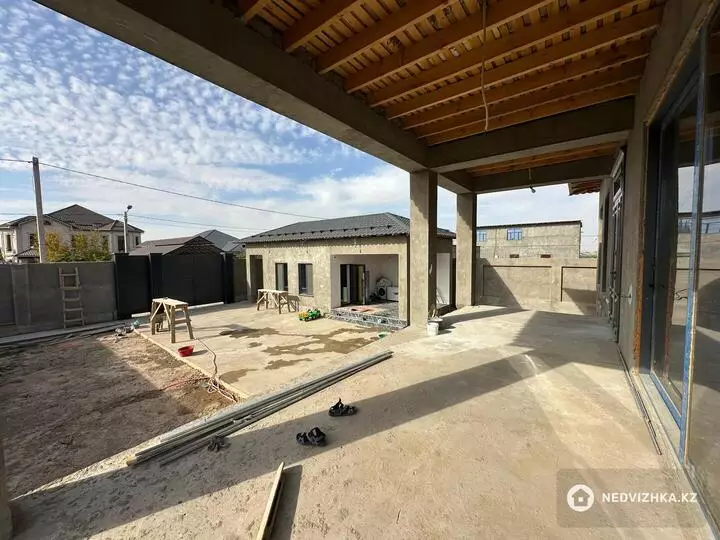 8-комнатный дом, 8 соток, 400 м², фотография 5