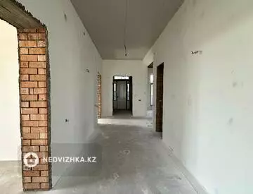 8-комнатный дом, 8 соток, 400 м², миниатюра 12