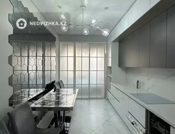 4-комнатная квартира, этаж 8 из 12, 96 м², На длительный срок, миниатюра 10