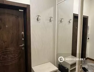 3-комнатная квартира, этаж 9 из 13, 162 м², миниатюра 2