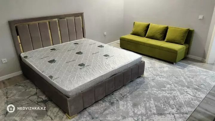 2-комнатная квартира, этаж 4 из 6, 68 м², Посуточно, фотография 4