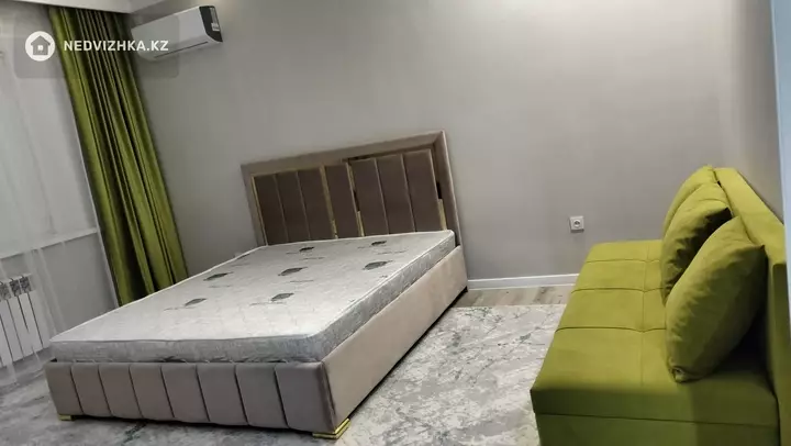 2-комнатная квартира, этаж 4 из 6, 68 м², Посуточно, фотография 3