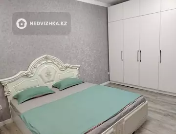2-комнатная квартира, этаж 4 из 6, 68 м², Посуточно, миниатюра 12