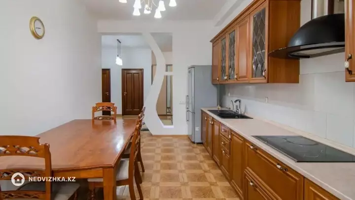 3-комнатная квартира, этаж 2 из 7, 120 м², фотография 5