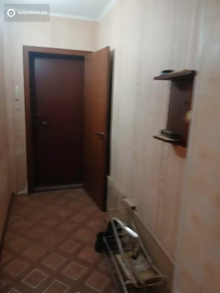 3-комнатная квартира, этаж 1 из 5, 58 м², фотография 3