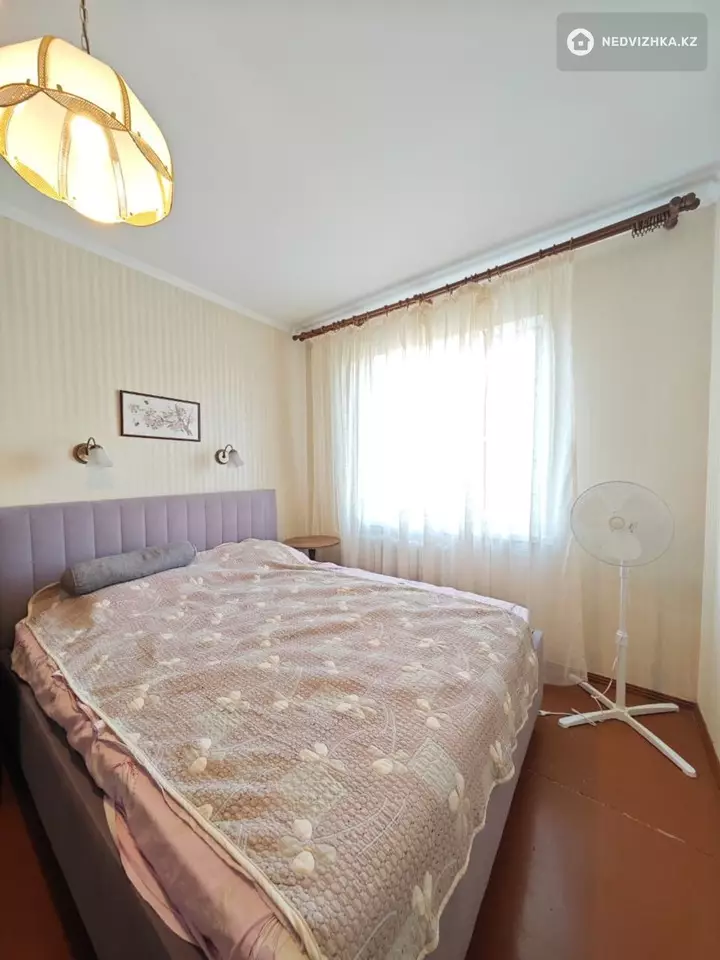 4-комнатная квартира, этаж 4 из 9, 75 м², фотография 3