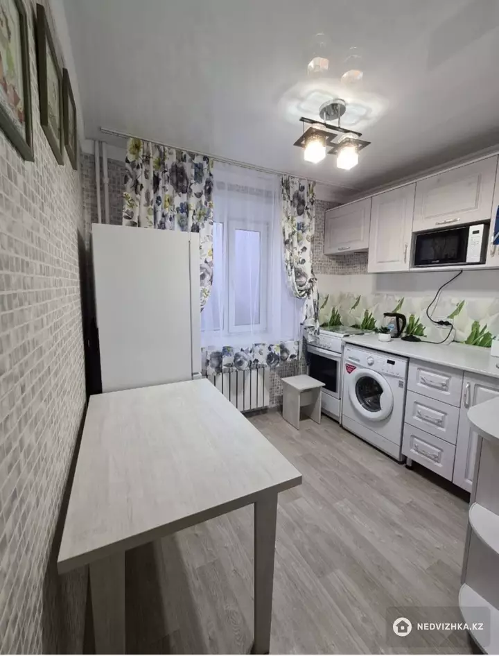 1-комнатная квартира, этаж 2 из 5, 31 м², Посуточно, фотография 4