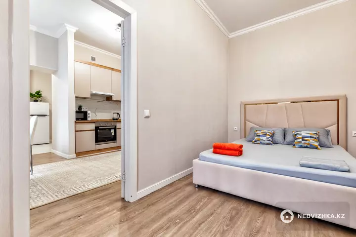 2-комнатная квартира, этаж 10 из 17, 65 м², Посуточно, фотография 3