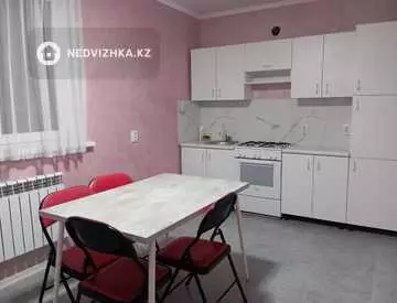 5-комнатная часть дома, 10 соток, 140 м², На длительный срок