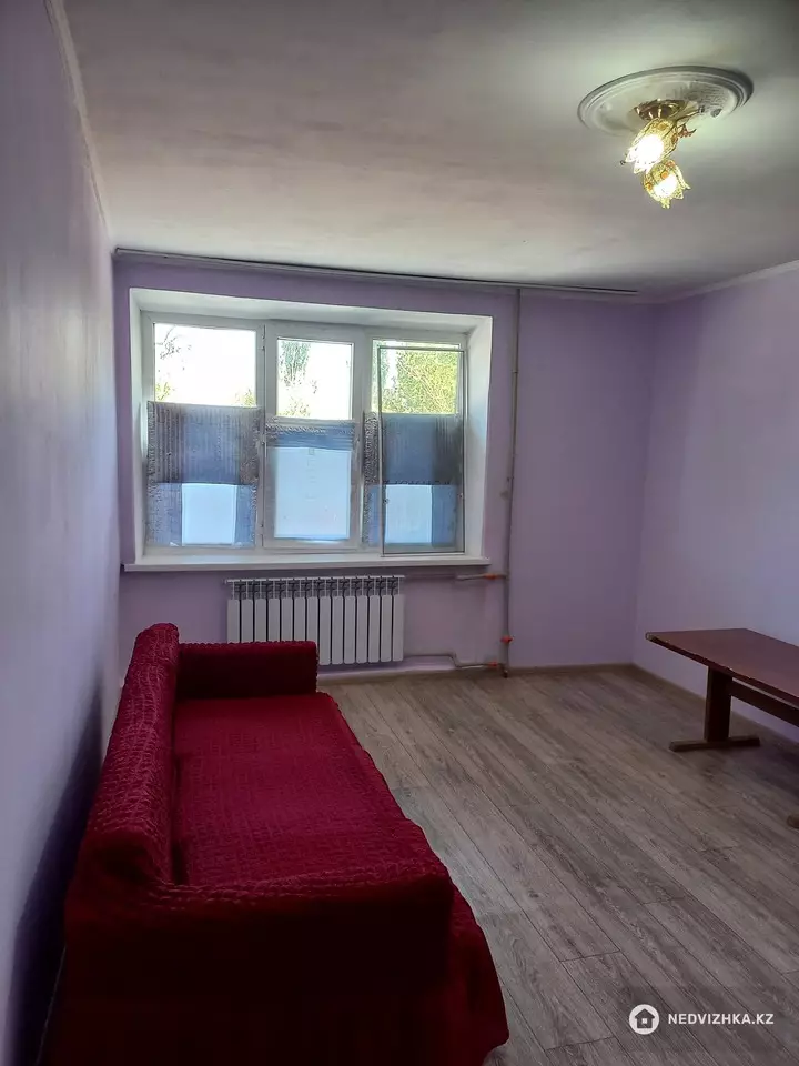 1-комнатная квартира, этаж 2 из 5, 30 м²