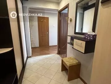 2-бөлмелі пәтер, қабат 5 барлық қабат саны 5, 50 м², 2-нобай