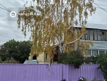 4-комнатная часть дома, 2 соток, 647 м²