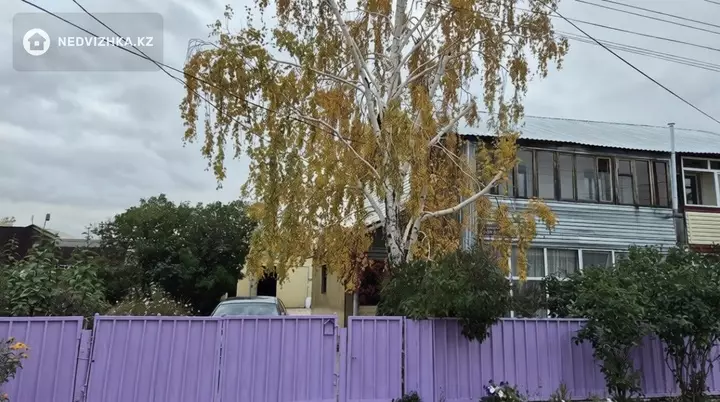4-комнатная часть дома, 2 соток, 647 м², фотография 3