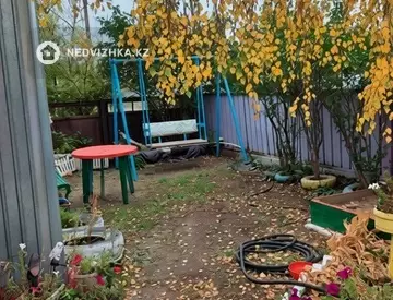 4-комнатная часть дома, 2 соток, 647 м²