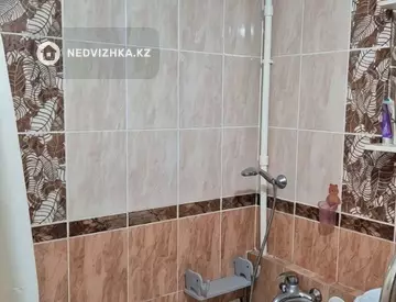 4-бөлмелі үй, 2 соттық, 647 м², 8-нобай