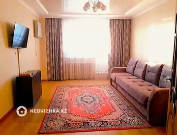2-комнатная квартира, этаж 11 из 17, 84 м², миниатюра 1