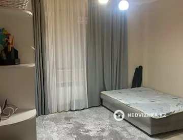 3-комнатная квартира, этаж 7 из 8, 82 м², миниатюра 8
