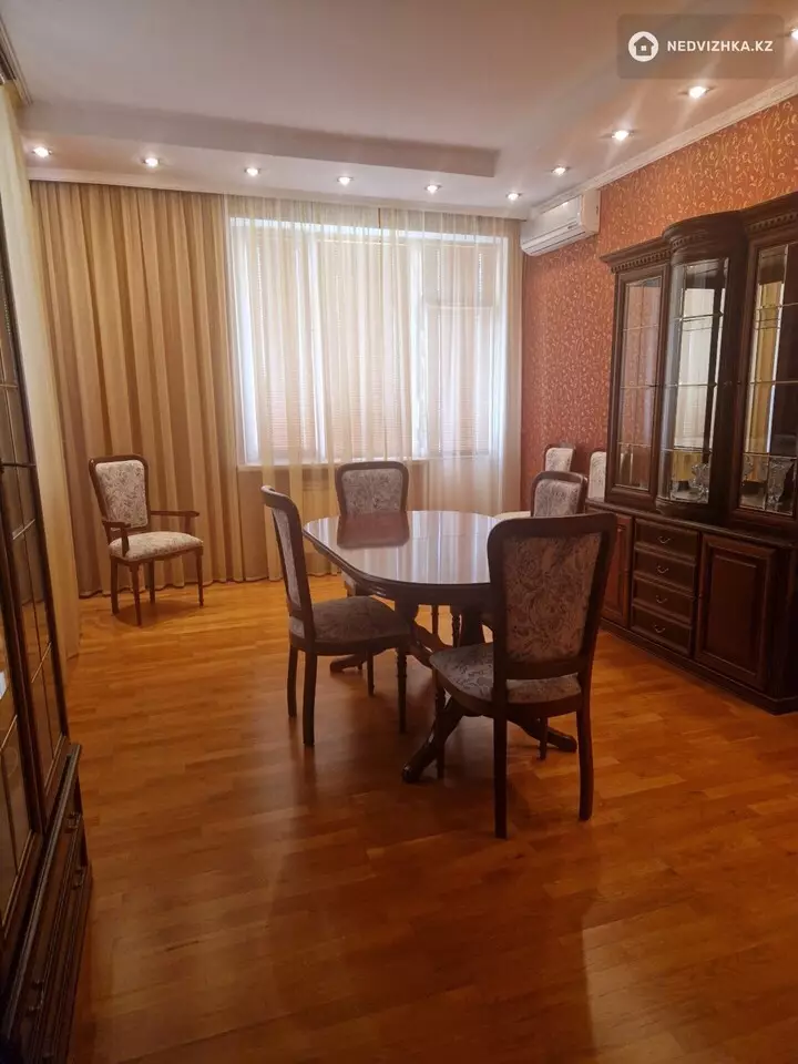 4-комнатная квартира, этаж 2 из 16, 130 м², 3-фотосурет