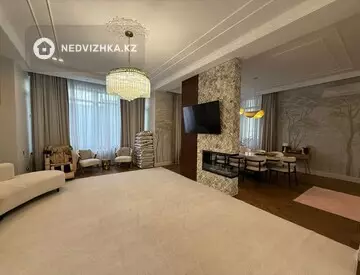 9-комнатный дом, 8 соток, 600 м², миниатюра 1