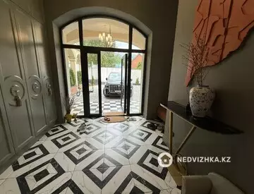 9-комнатный дом, 8 соток, 600 м², миниатюра 4
