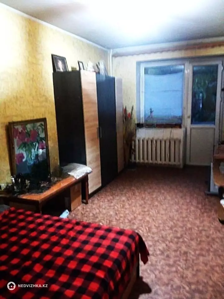 1-комнатная квартира, этаж 4 из 4, 31 м²