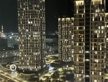 2-комнатная квартира, этаж 18 из 21, 49 м², Посуточно, миниатюра 7
