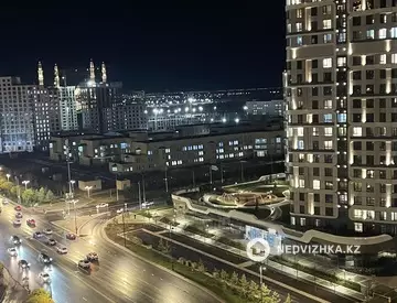 2-комнатная квартира, этаж 18 из 21, 49 м², Посуточно, миниатюра 10