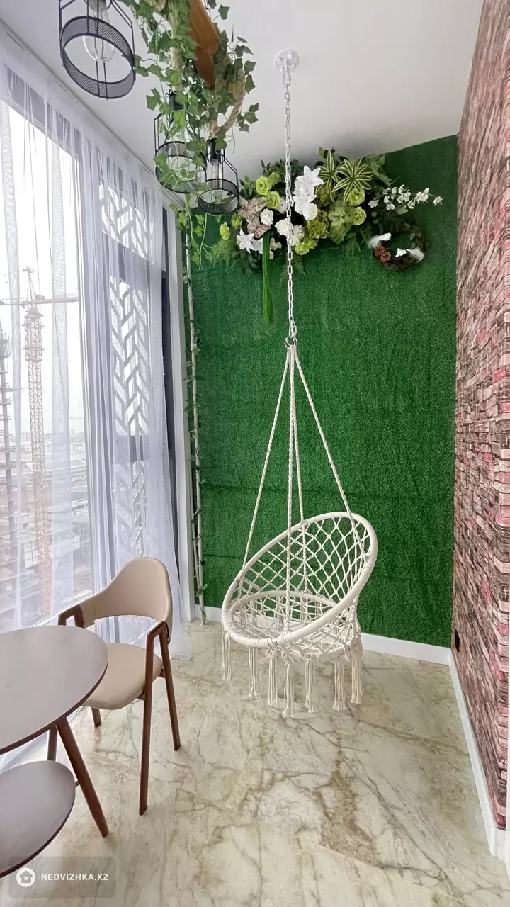 2-комнатная квартира, этаж 18 из 21, 49 м², Посуточно, фотография 3