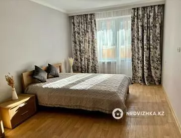 2-комнатная квартира, этаж 2 из 5, 42 м², На длительный срок, миниатюра 3