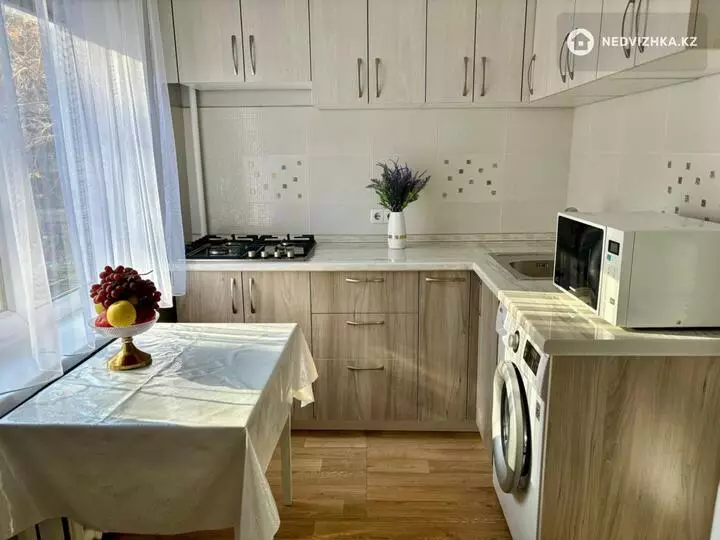 2-комнатная квартира, этаж 2 из 5, 42 м², На длительный срок, фотография 5