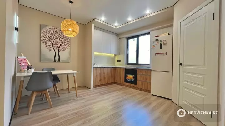 2-комнатная квартира, этаж 9 из 13, 46 м², фотография 4