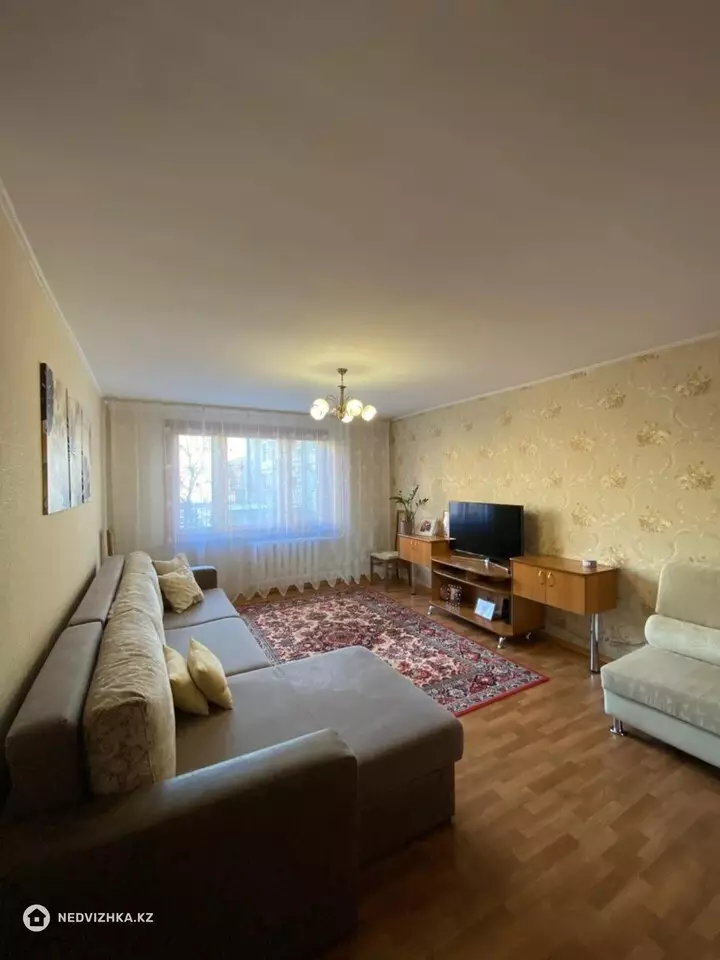 3-комнатная квартира, этаж 2 из 9, 63 м²