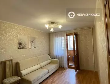 3-комнатная квартира, этаж 2 из 9, 63 м², миниатюра 4