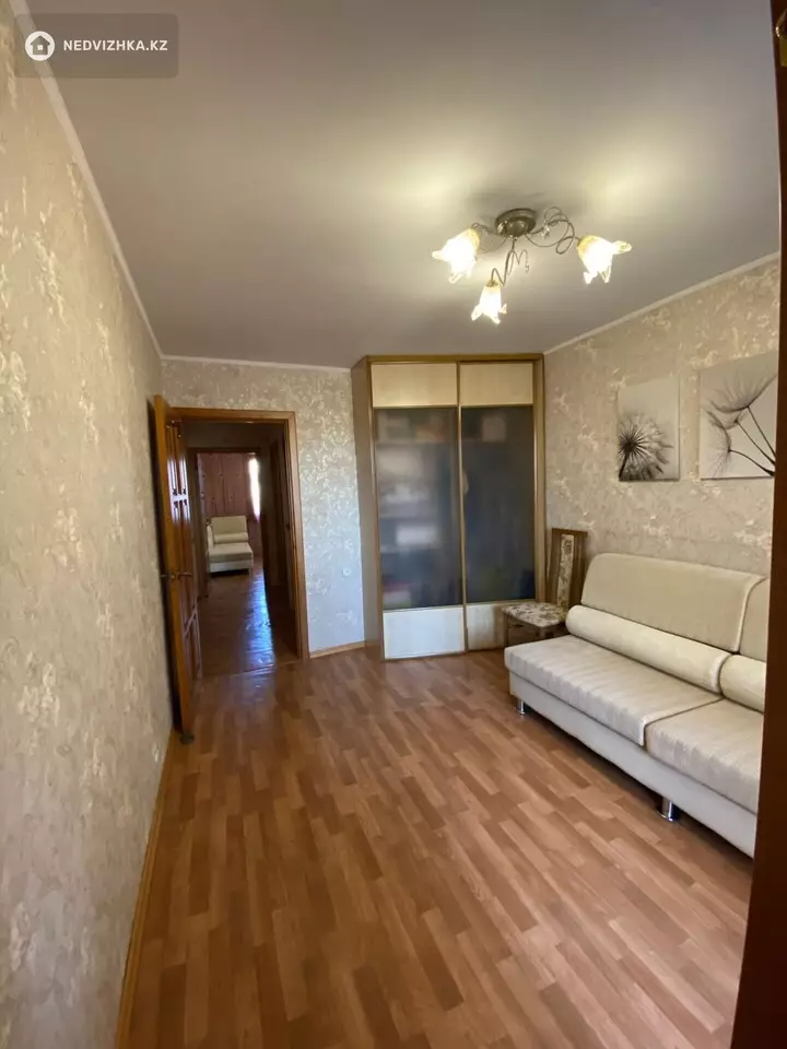 3-комнатная квартира, этаж 2 из 9, 63 м², фотография 5