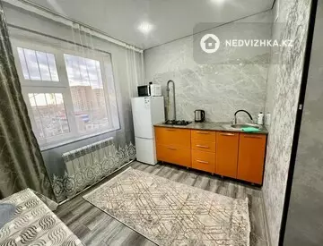 1-комнатная квартира, этаж 8 из 9, 40 м², Посуточно, миниатюра 10