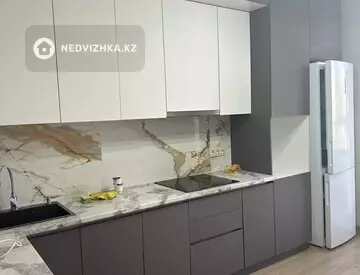 1-комнатная квартира, этаж 1 из 5, 40 м², На длительный срок