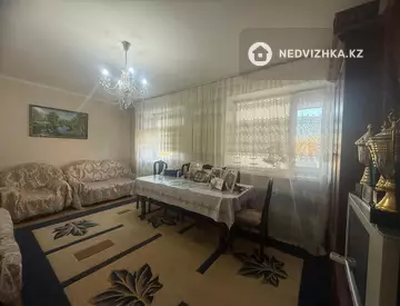 2-комнатная квартира, этаж 7 из 9, 60 м², миниатюра 1