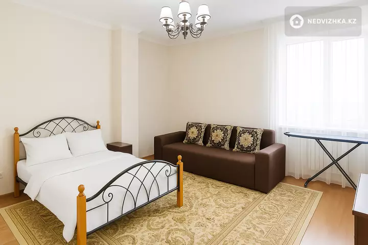 45 м², 1-комнатная квартира, этаж 5 из 14, 45 м², Посуточно, изображение - 1