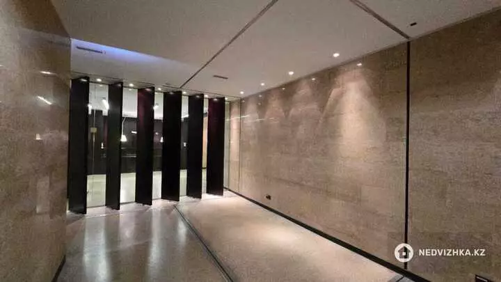 Офис, этаж 2 из 1, В жилом доме, 1 340 м², фотография 4