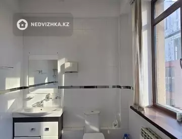 Помещение, этаж 1 из 4, 1 700 м², На длительный срок, миниатюра 4
