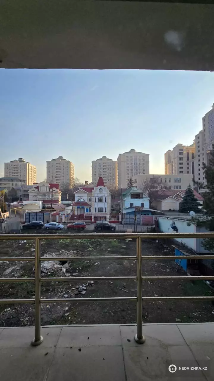 Помещение, этаж 1 из 4, 1 700 м², На длительный срок, фотография 5