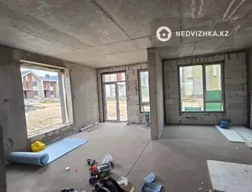 3-комнатная квартира, этаж 1 из 3, 93 м², миниатюра 11