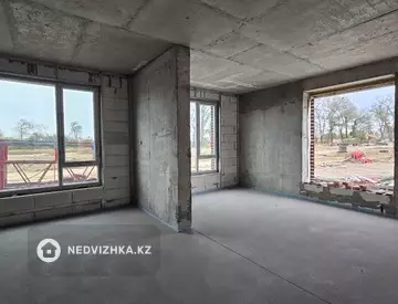 3-комнатная квартира, этаж 1 из 3, 93 м², миниатюра 7
