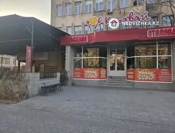 Общепит, этаж 1 из 4, В административном здании, 302 м²
